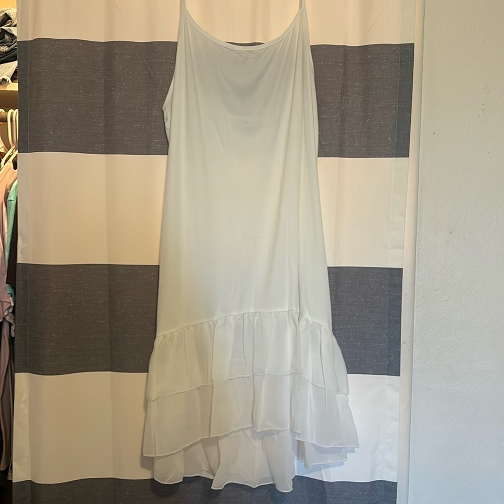 Ladies ruffle under shirt